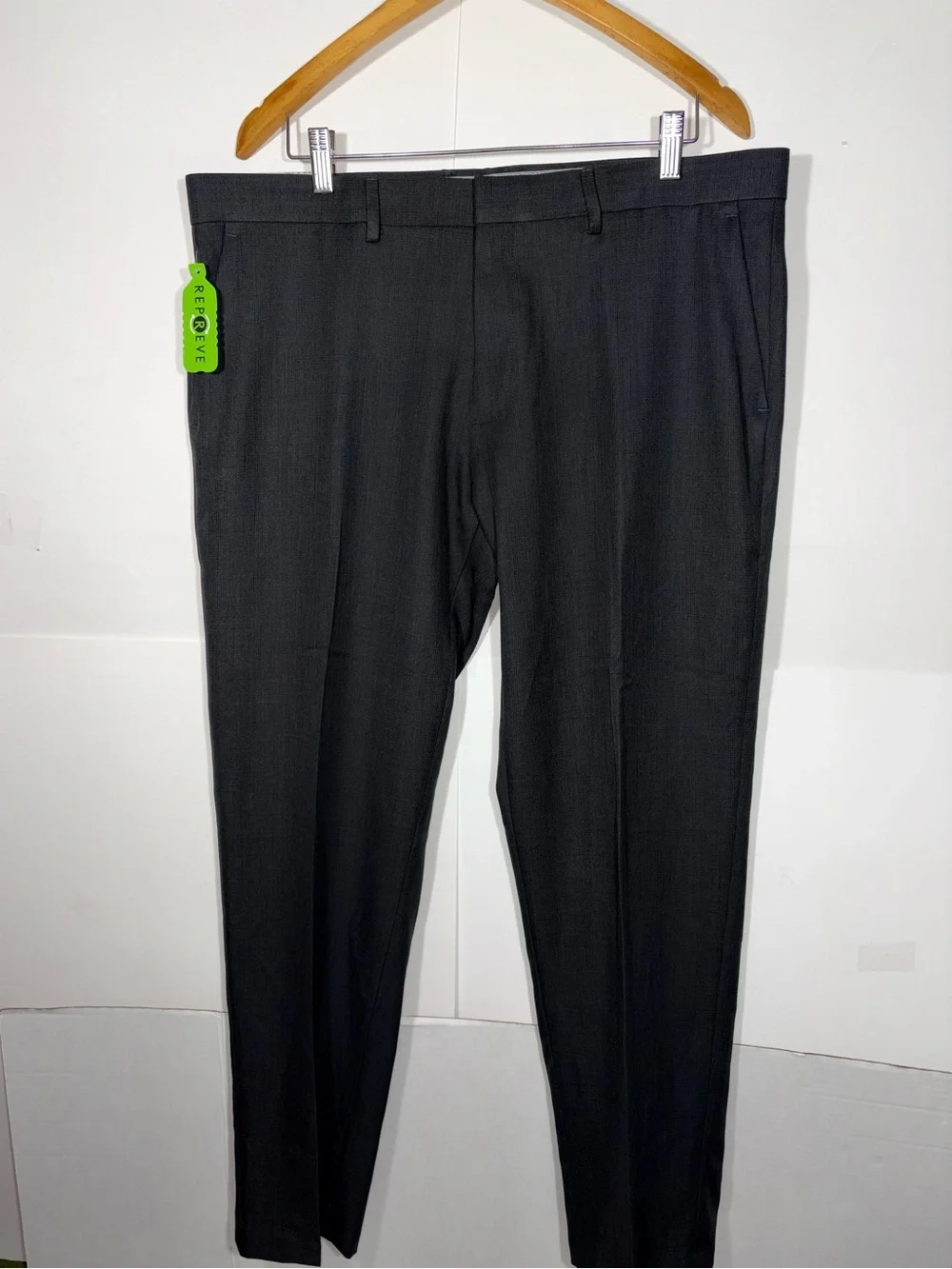 Pants Haggar Men's Wide-Leg Dress Pants in Charcoal 38W 30L
